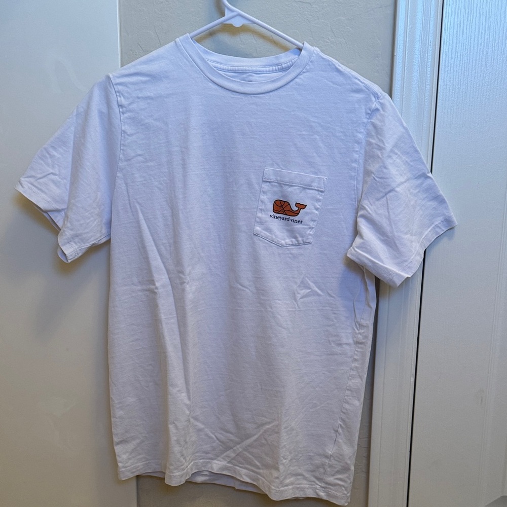 Used once Boys XL Vineyard Vines White Short Sleeve Tee with Basketball Logo
